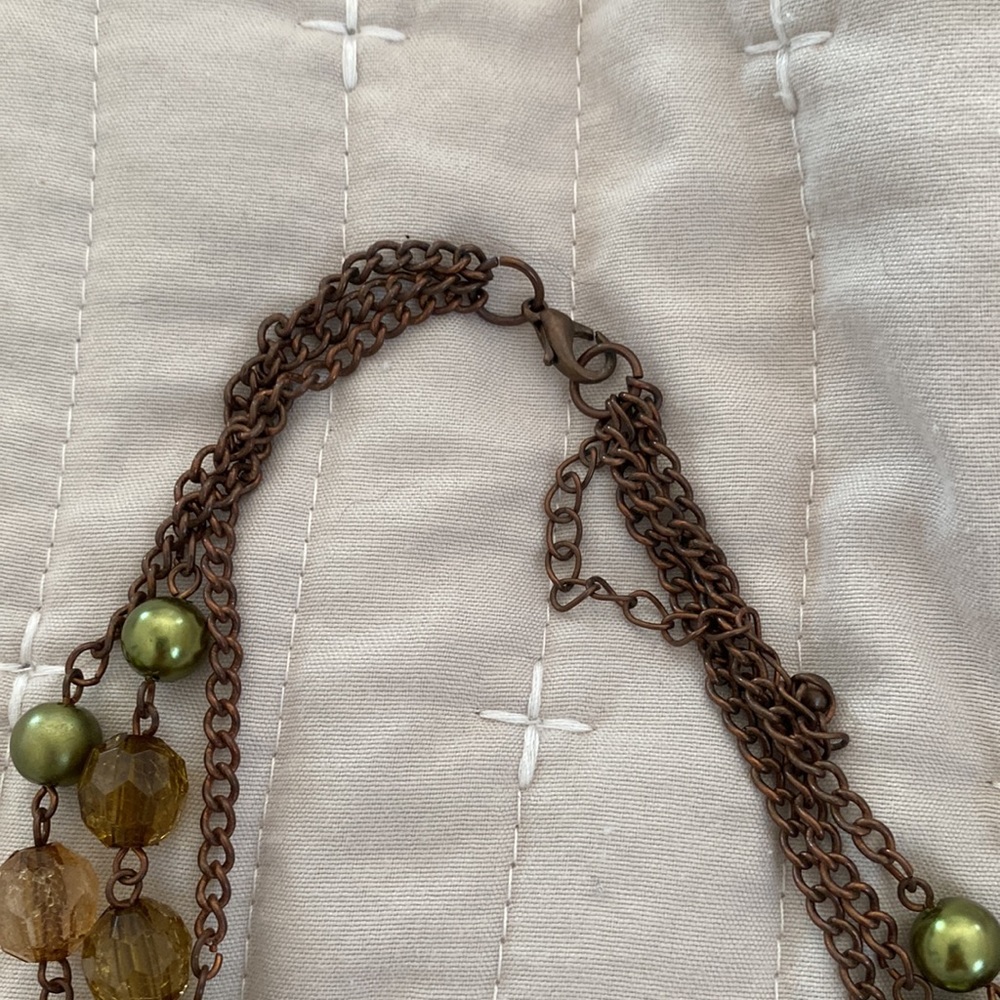Great necklace no missing pieces - Picture 3 of 3